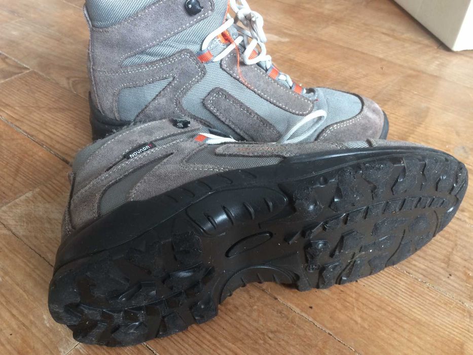 Botas de Inverno para Criança e bom estado