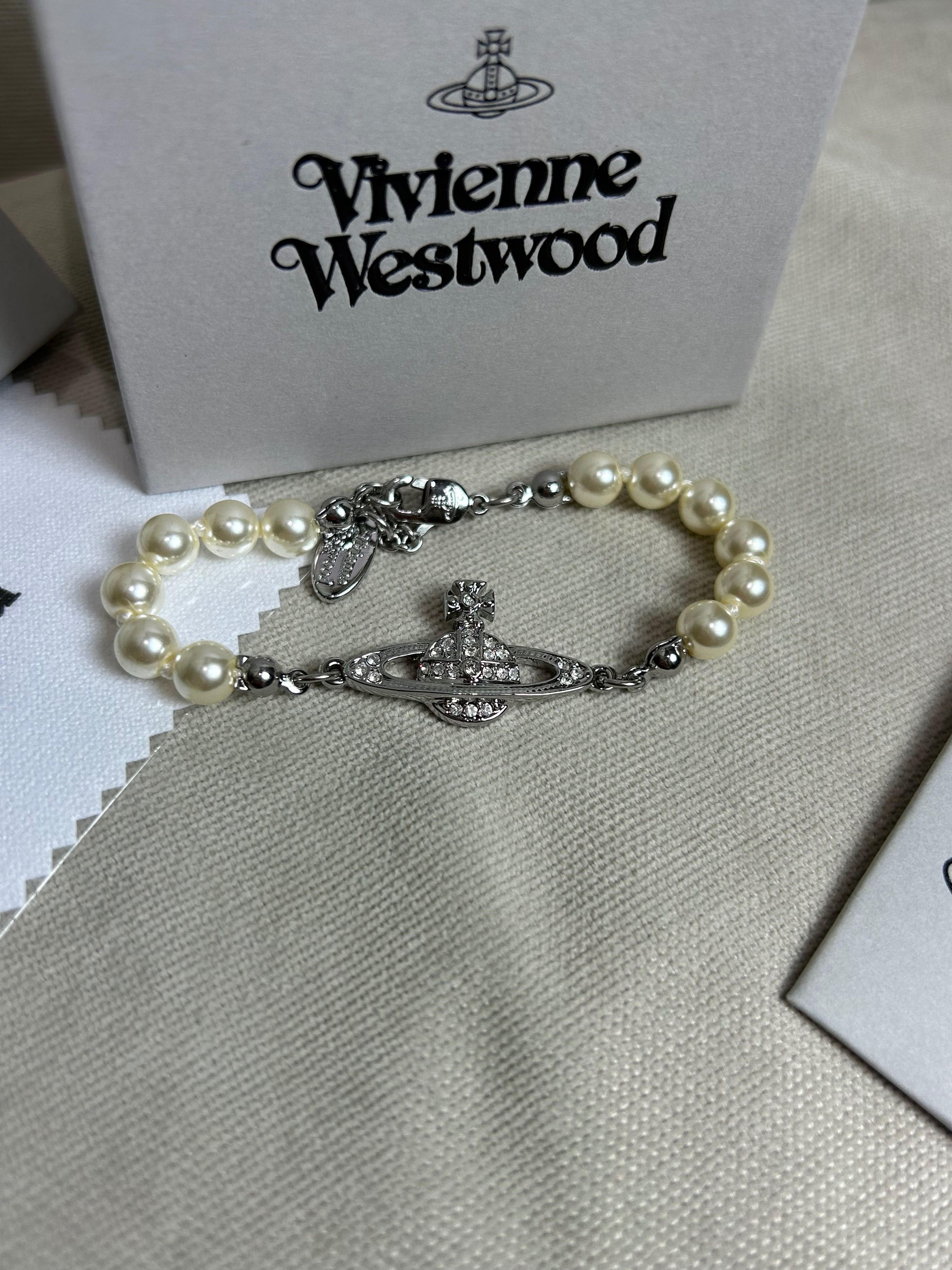 Vivienne Westwood Saturn Pearl Bracelet браслет бусы