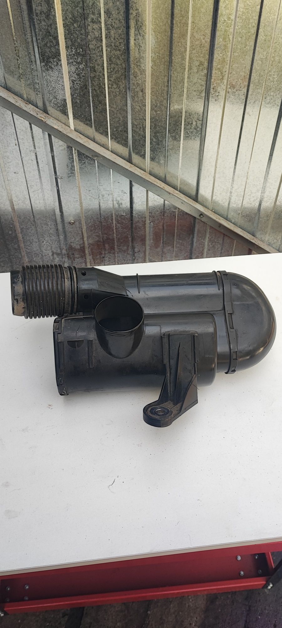Mikser Dolot Powietrza Audi 80 B4 2.0. ABT