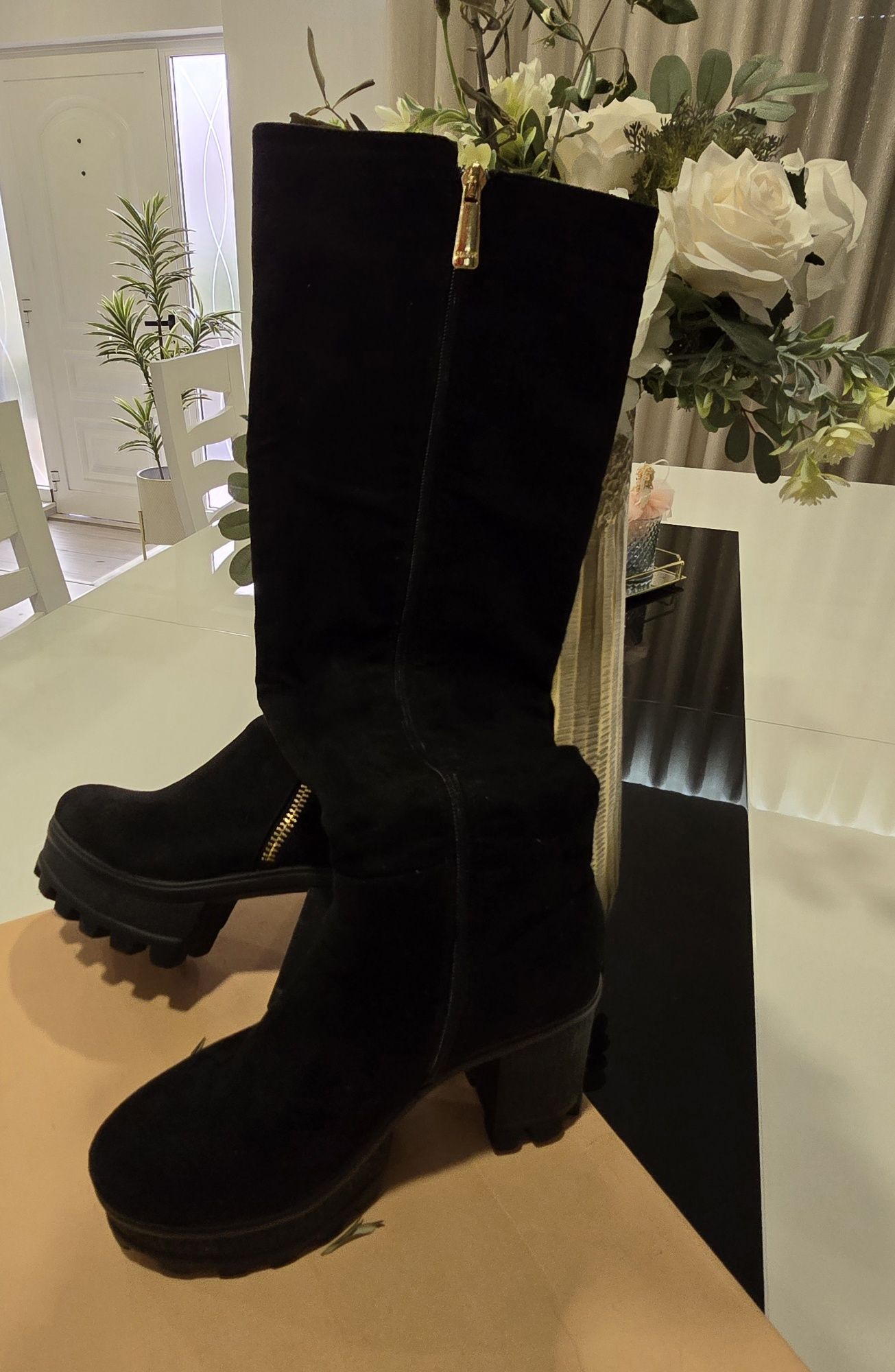 Botas Cano Alto N. 39