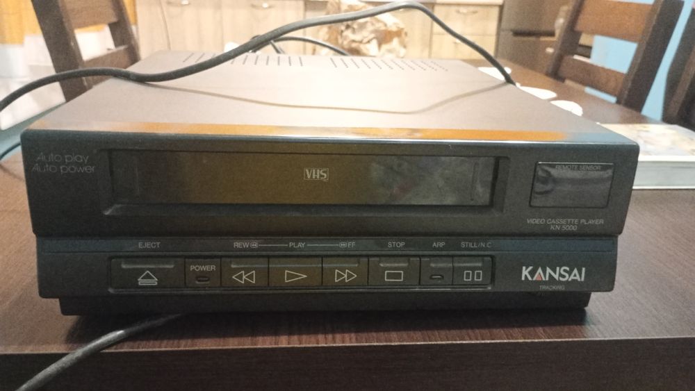 Odtwarzacz płyt  kaset VHS Kansai KN 5000