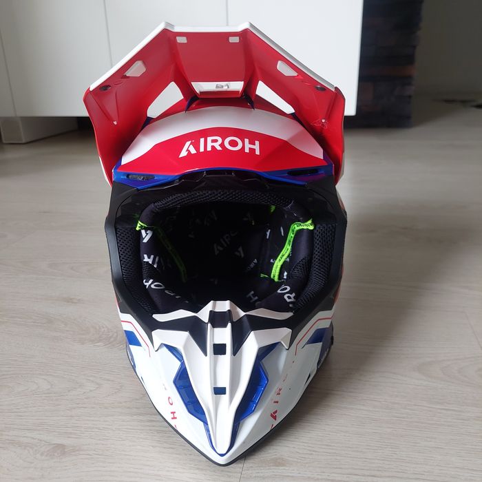 Capacete Airoh Twist 3