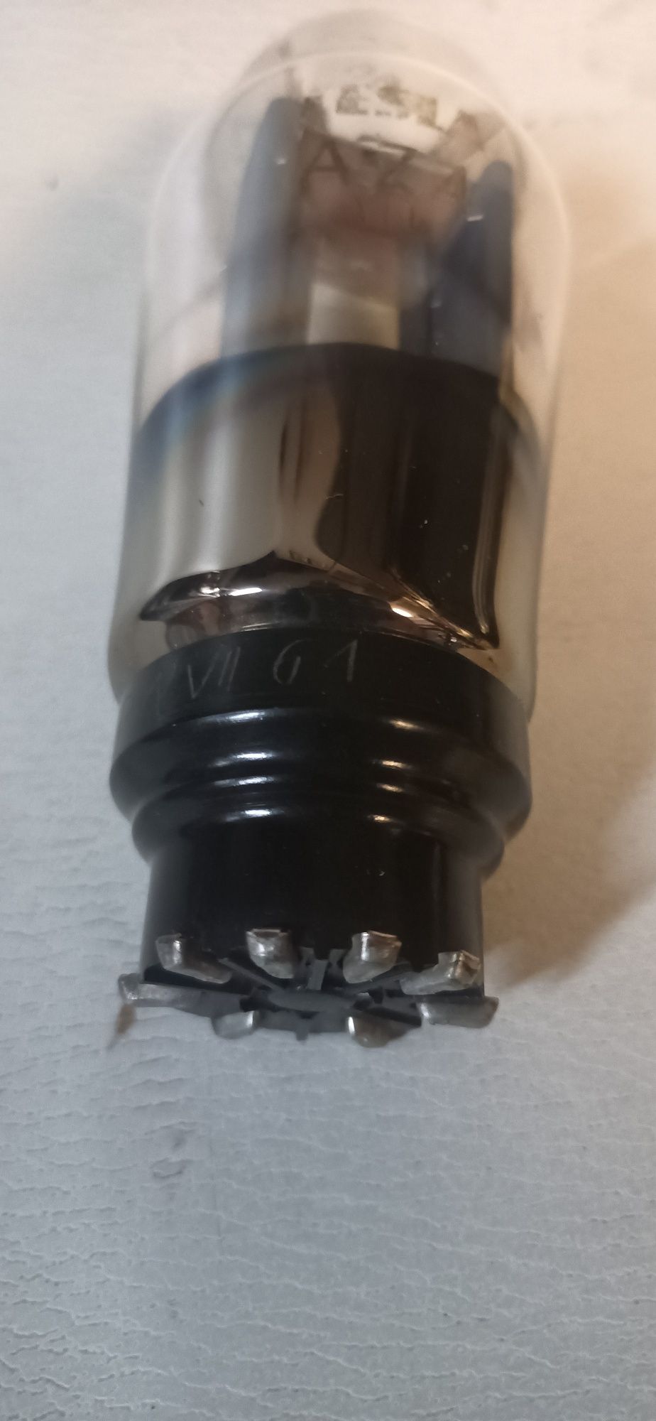 Lampa prostownicza AZ4 Tesla