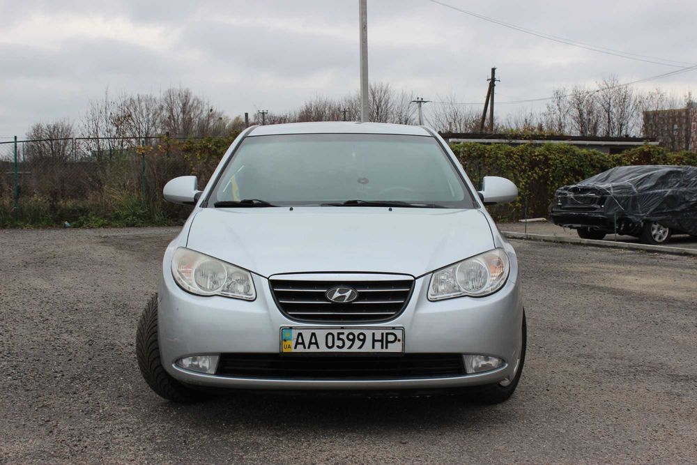 Hyundai Elantra 2008 року