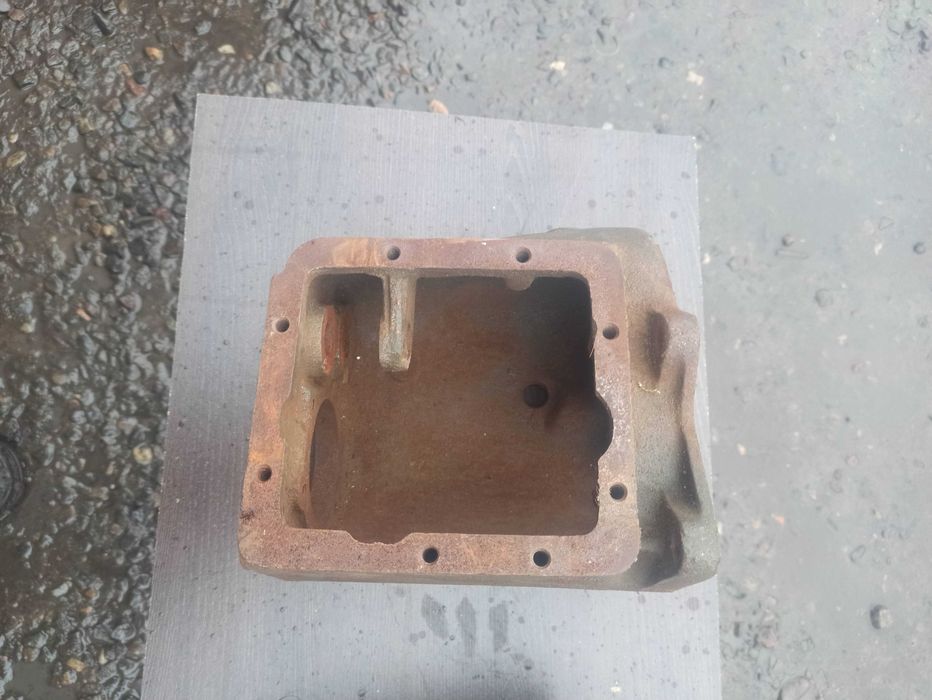 Obudowy skrzyni biegów 3biegi ŻUK, NYSA, TARPAN, Warszawa