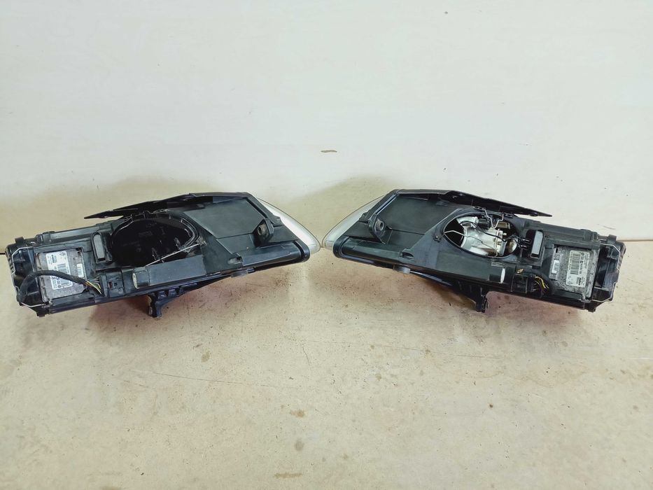 VW Volkswagen Passat B6 lampa prawa lewa xenon przód przednia Angliki