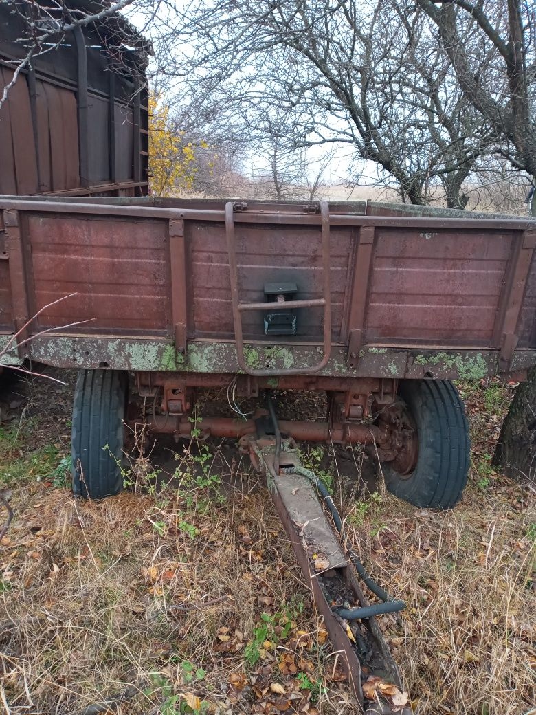 Продам причеп 2ПТС-4
