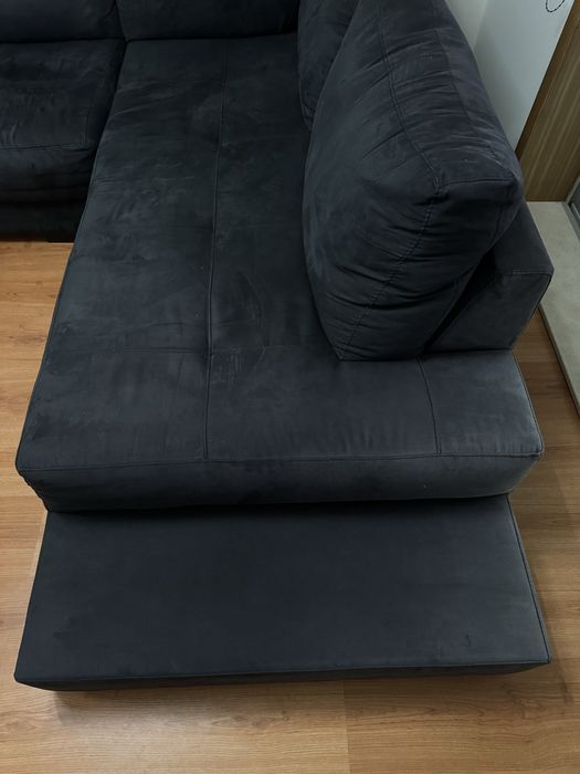 Sofa preto grande chaise long