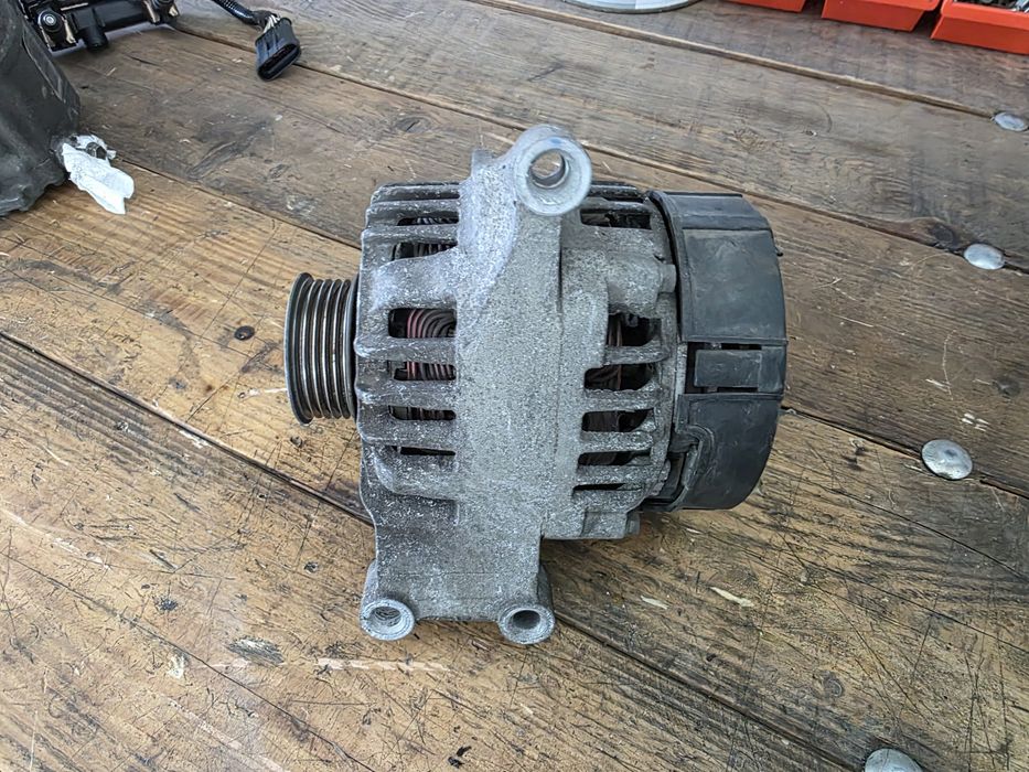 ALTERNATOR 1.4 16v Fiat Alfa Bravo Punto Tipo Doblo  Fiat 500 Mito