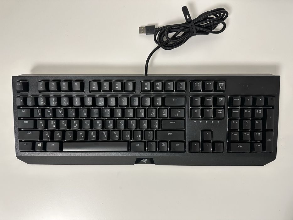 Razer BlackWidow повнорозмірна ігрова механічна клавіатура