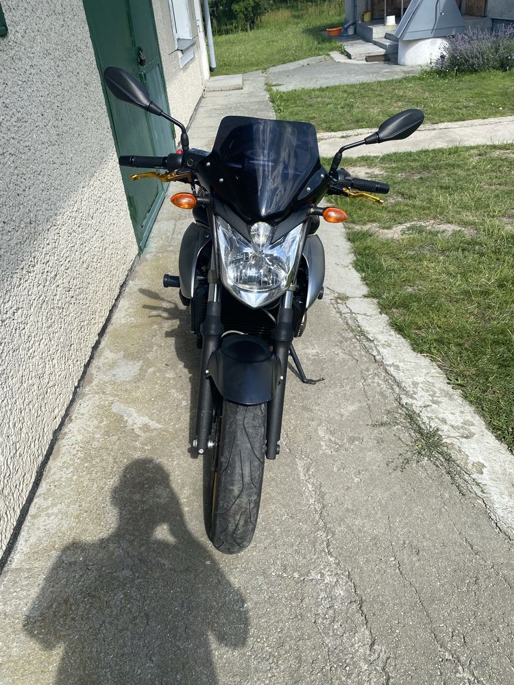 Yamaha xj6n