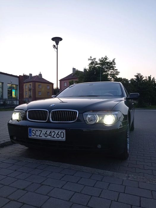 BMW Seria 7 BMW E65 4.4 V8