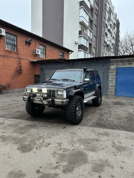 Jeep Cherokee XJ 1984