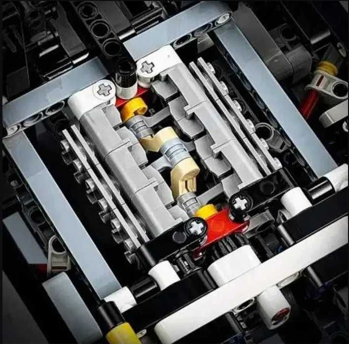 У коробці! Конструктор Porsche 911 RSR Technic 42096 Lego 1580 деталей