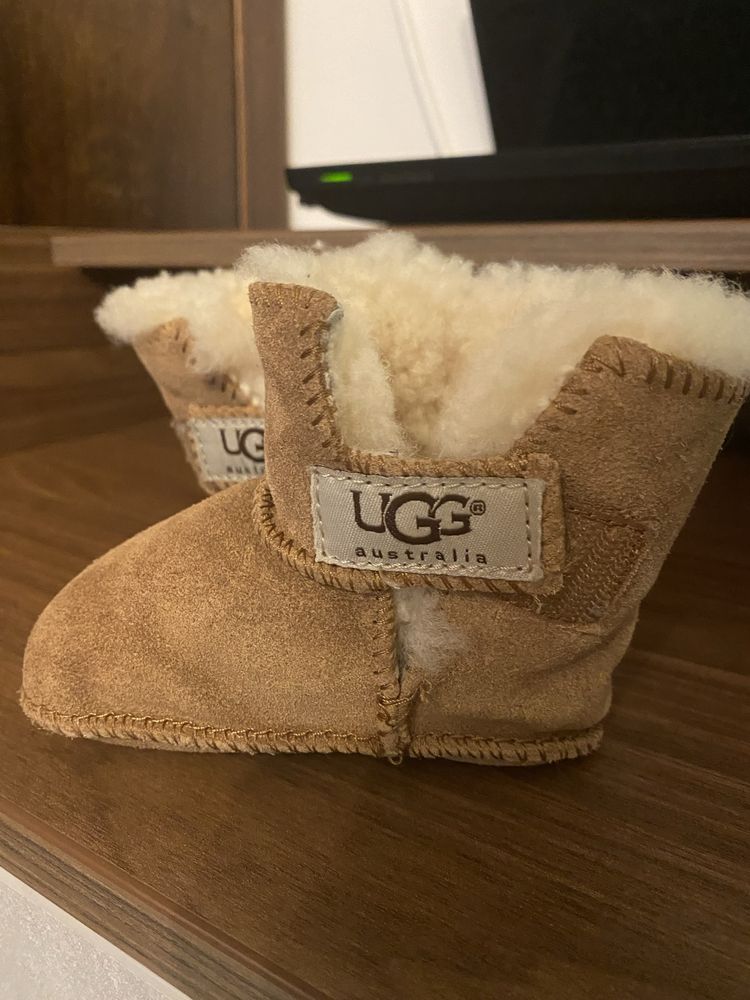 Продам зимові UGG original