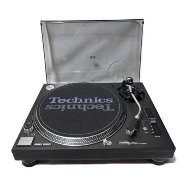 Проигрыватель винила Technics SL-1200MK5