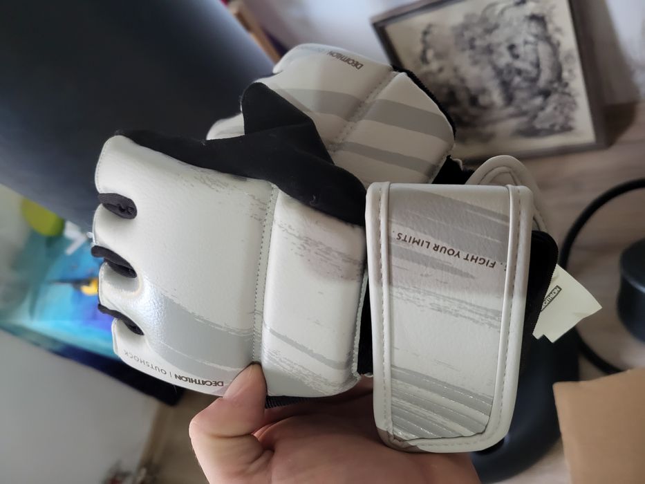 Worek treningowy, Outshock nadmuchiwany. Rękawiczki cardio-boxing 100