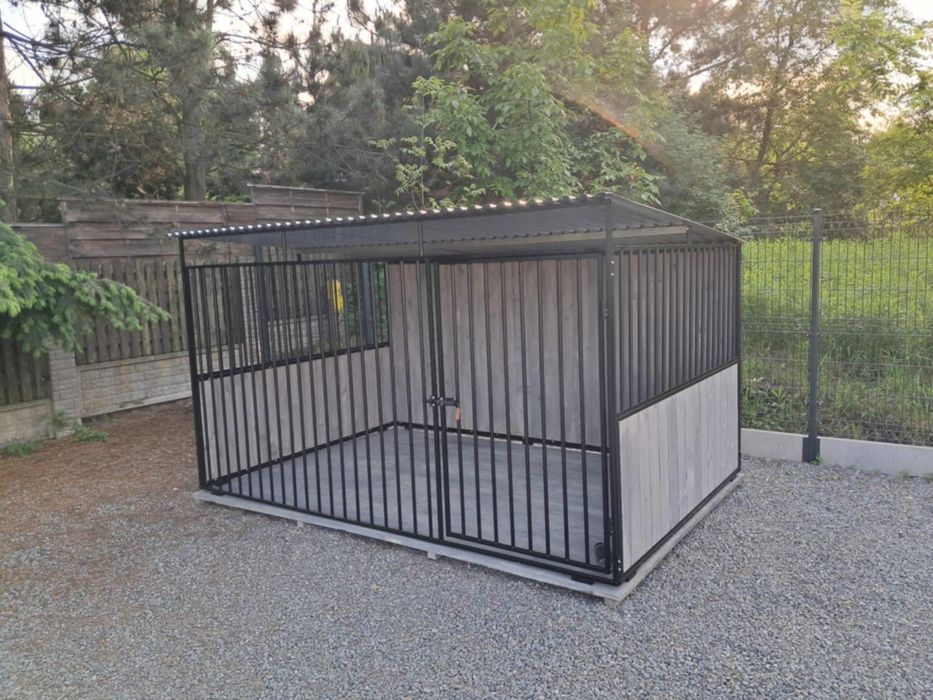 Kojec dla psa. Solidnie wykonany.