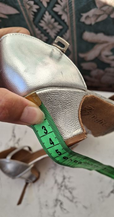 р.30 Дитячі босоніжки для бальних танців туфлі