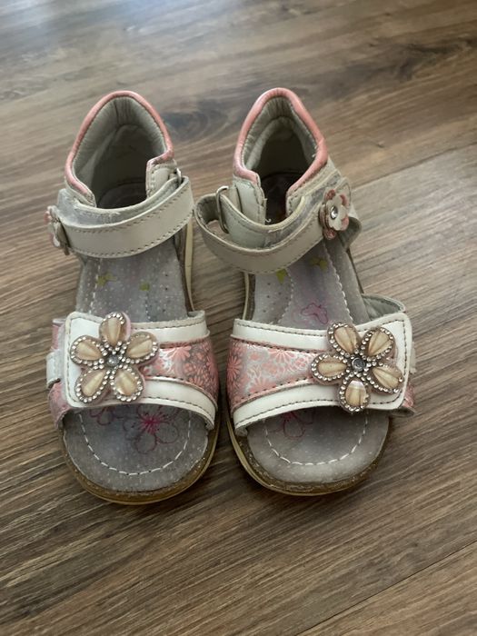 Босоніжки 28 розмір