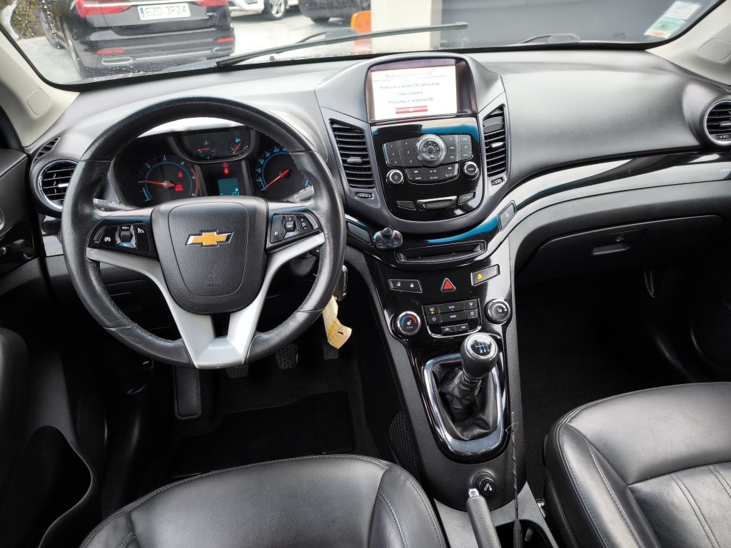 chevrolet orlando bezwypadkowy zarejestrowany skora bdb nawigacja