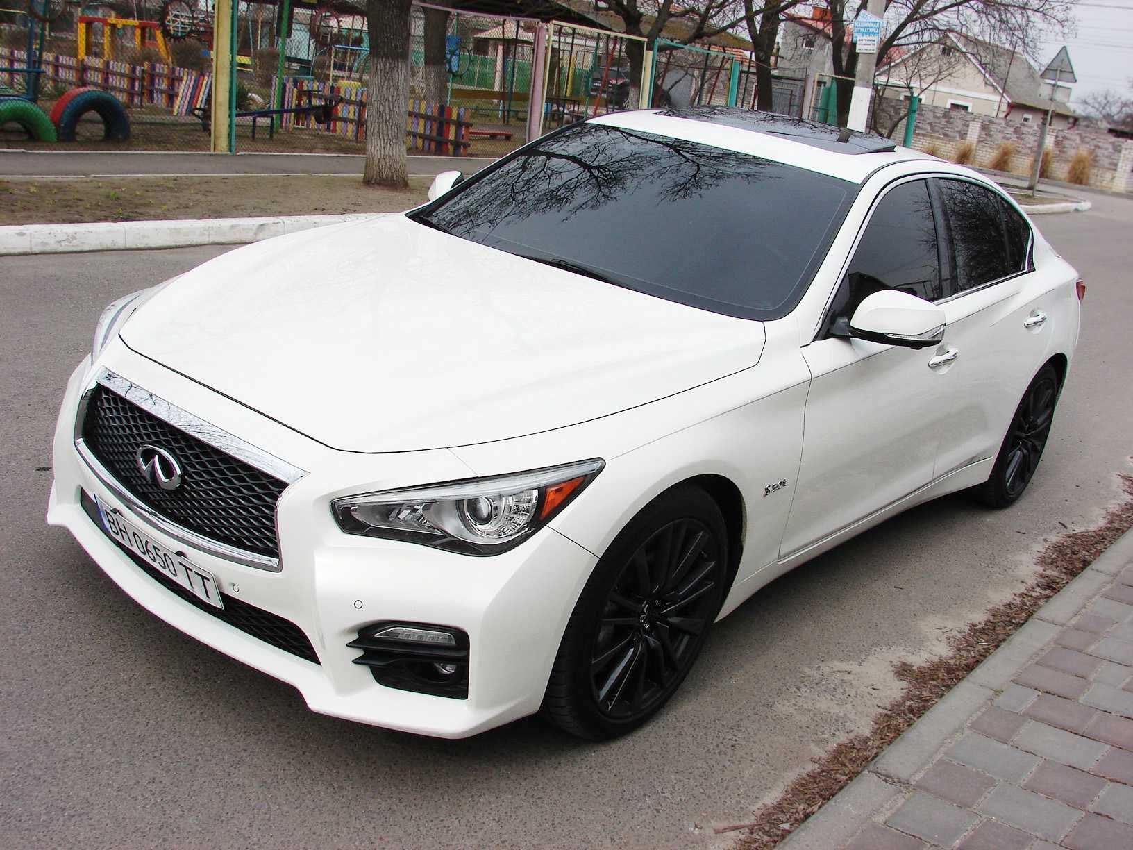 Infitini Q50 MAXIMAL 3.0 Twin Turbo 405 л.с. полный привод 2016 г.в.