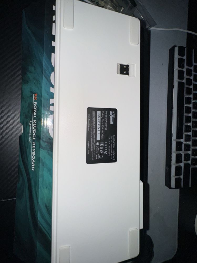 Klawiatura mechaniczna 60% sky cyan rgb hotswap wireless 2.4 G