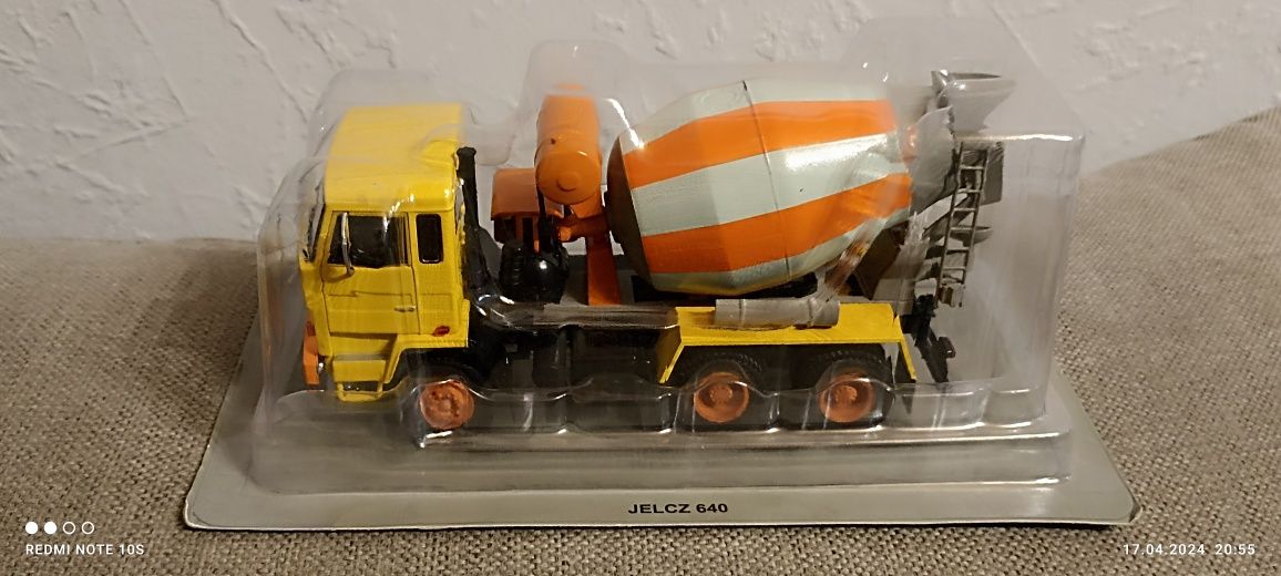 Jelcz 640 - Kultowe Ciężarówki PRL - Model skala 1:43