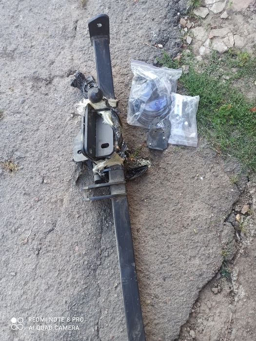 Фаркоп стан новий