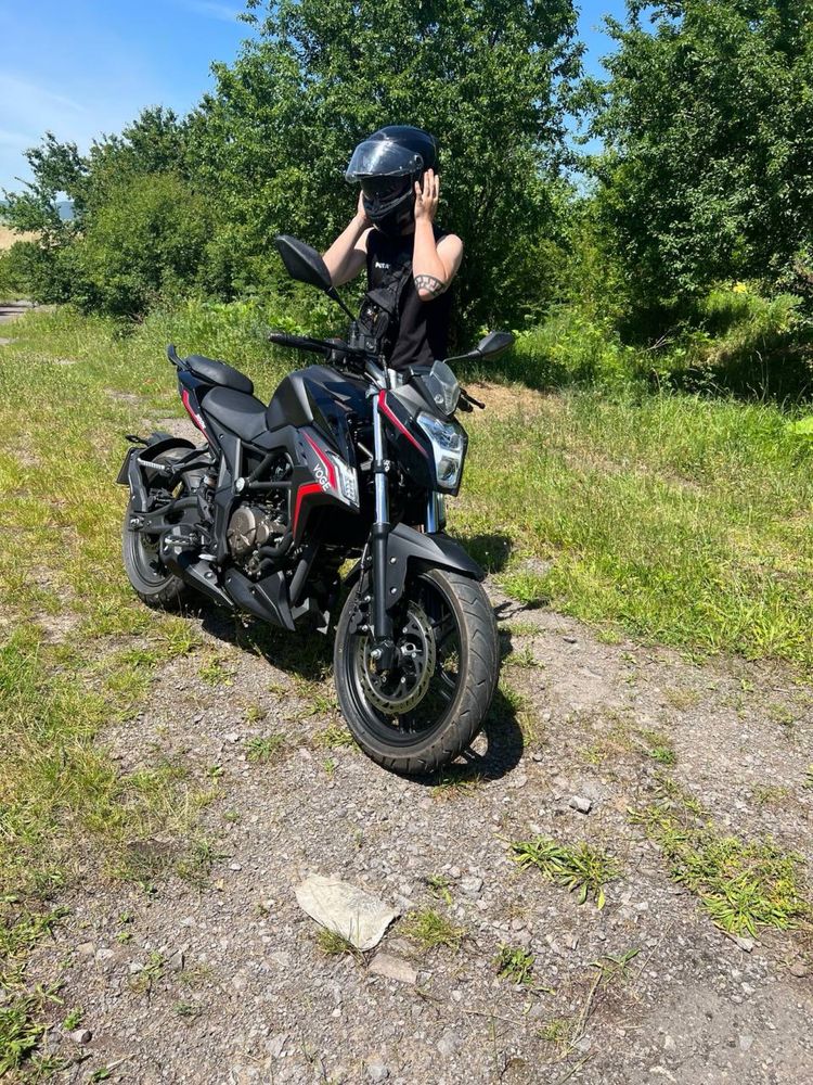 VOGE 300R (loncin lx300-6 CR6)