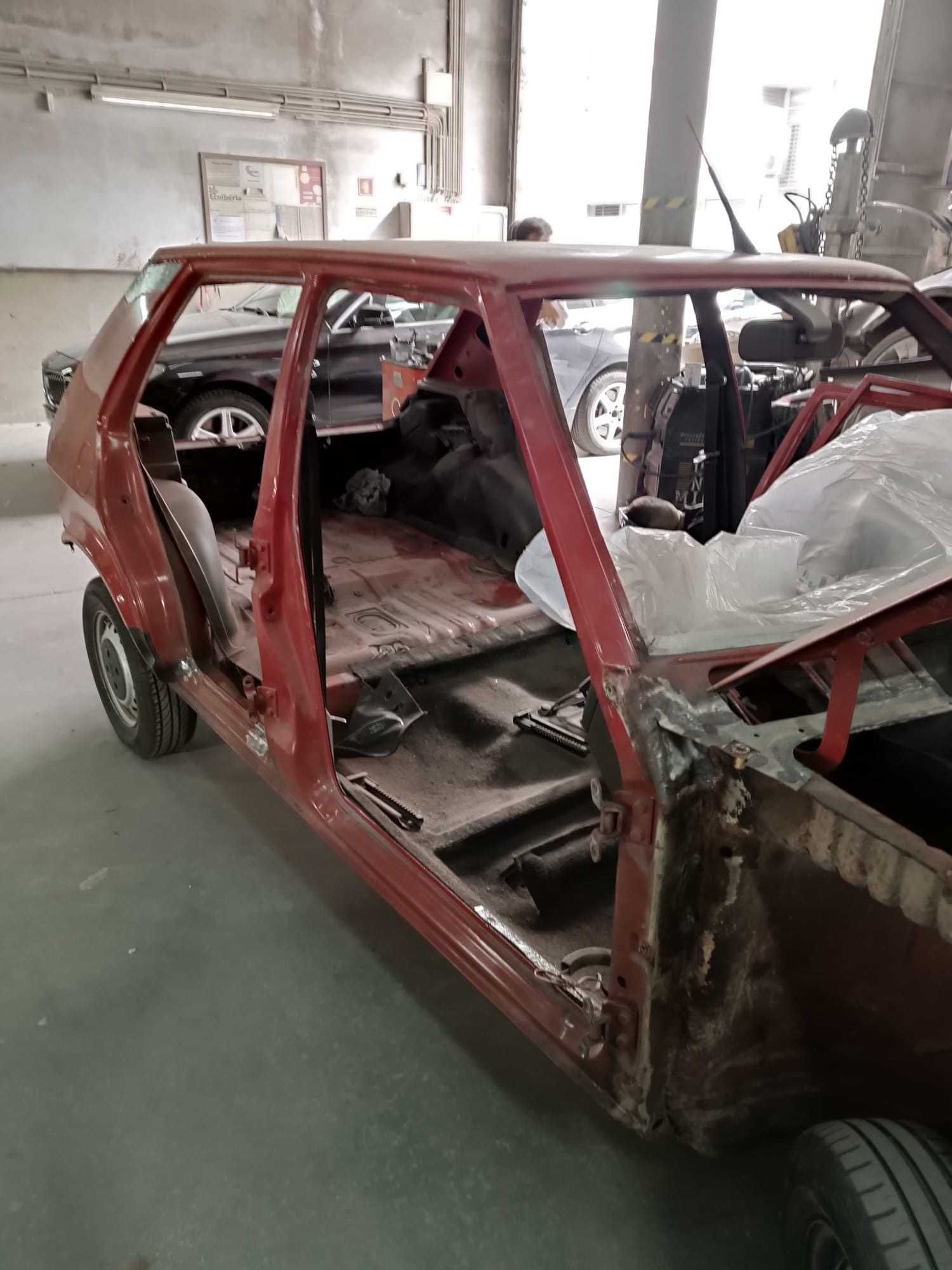 Vendo ou troco Fiat Ritmo 70 CL - Restaurado em Ótimas Condições