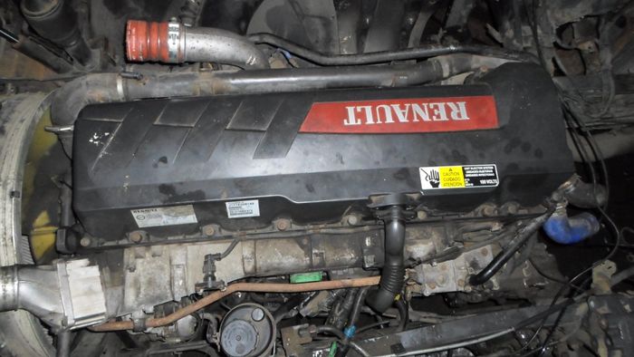 Двигатель  евро5 Renault Magnum E5 DXI13 dxi-13 VOLVO