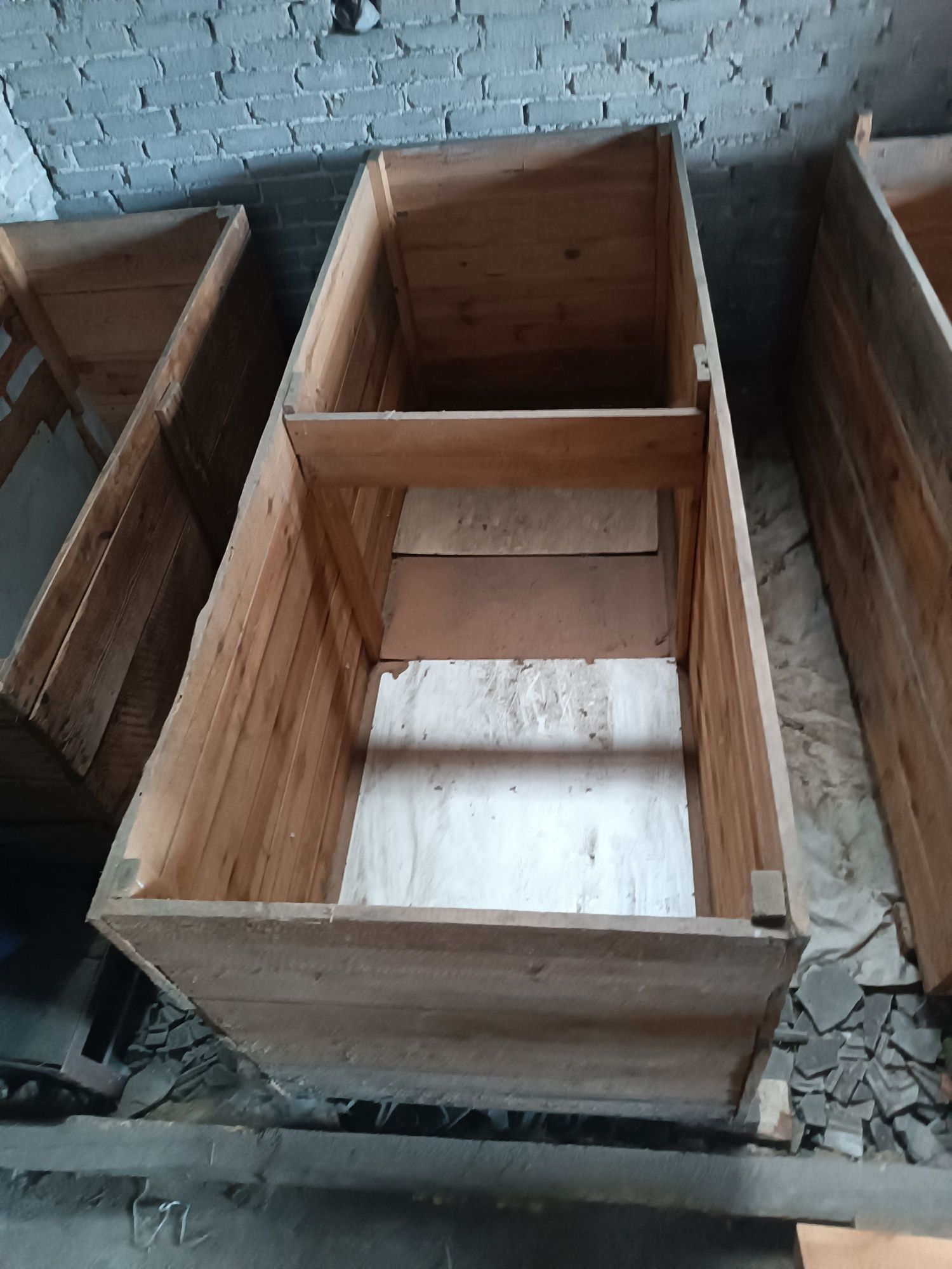 Sprzedam pakę/pojemnik na zborze 102x257x94