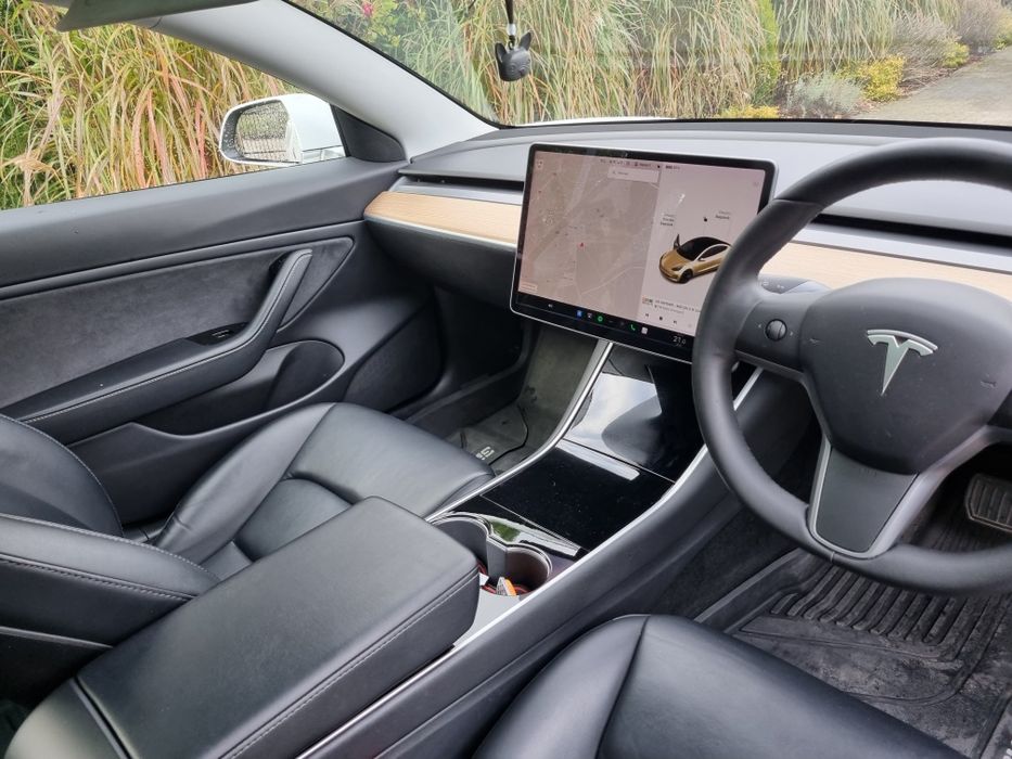 Tesla 3 Long Range AWD Dual Motor