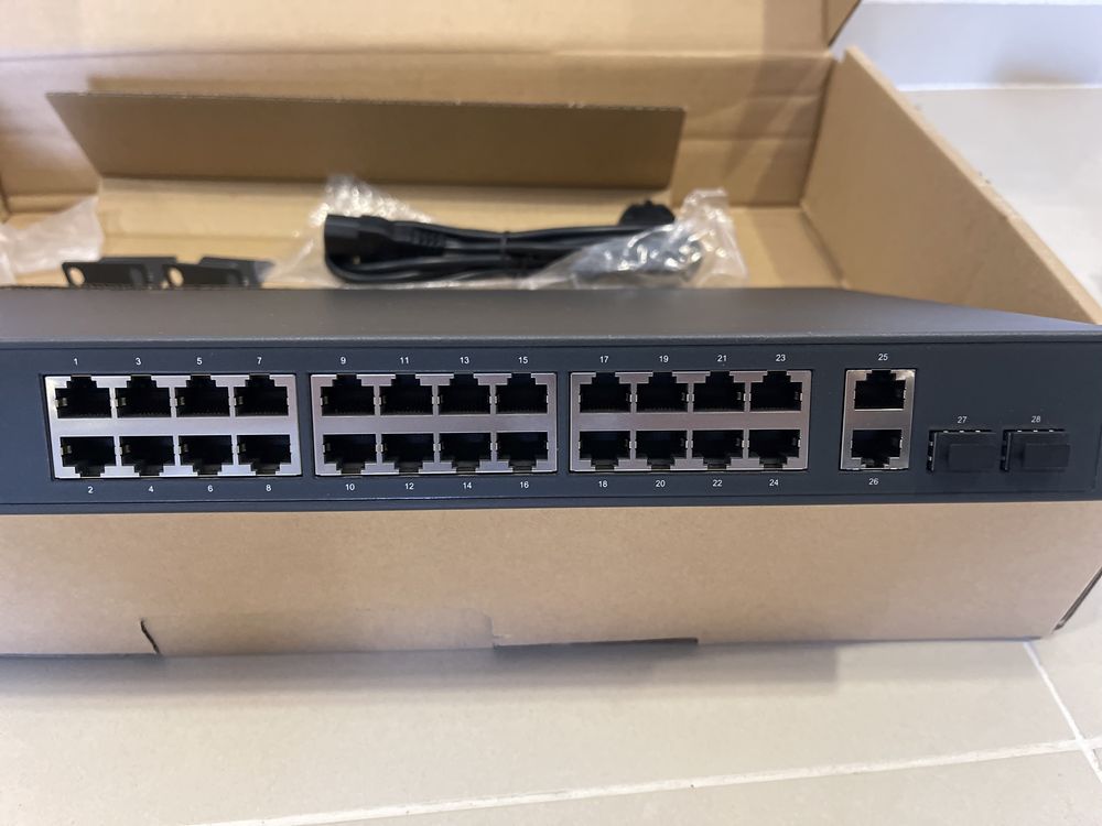 Switch 28 portas Gigabit PoE TP link