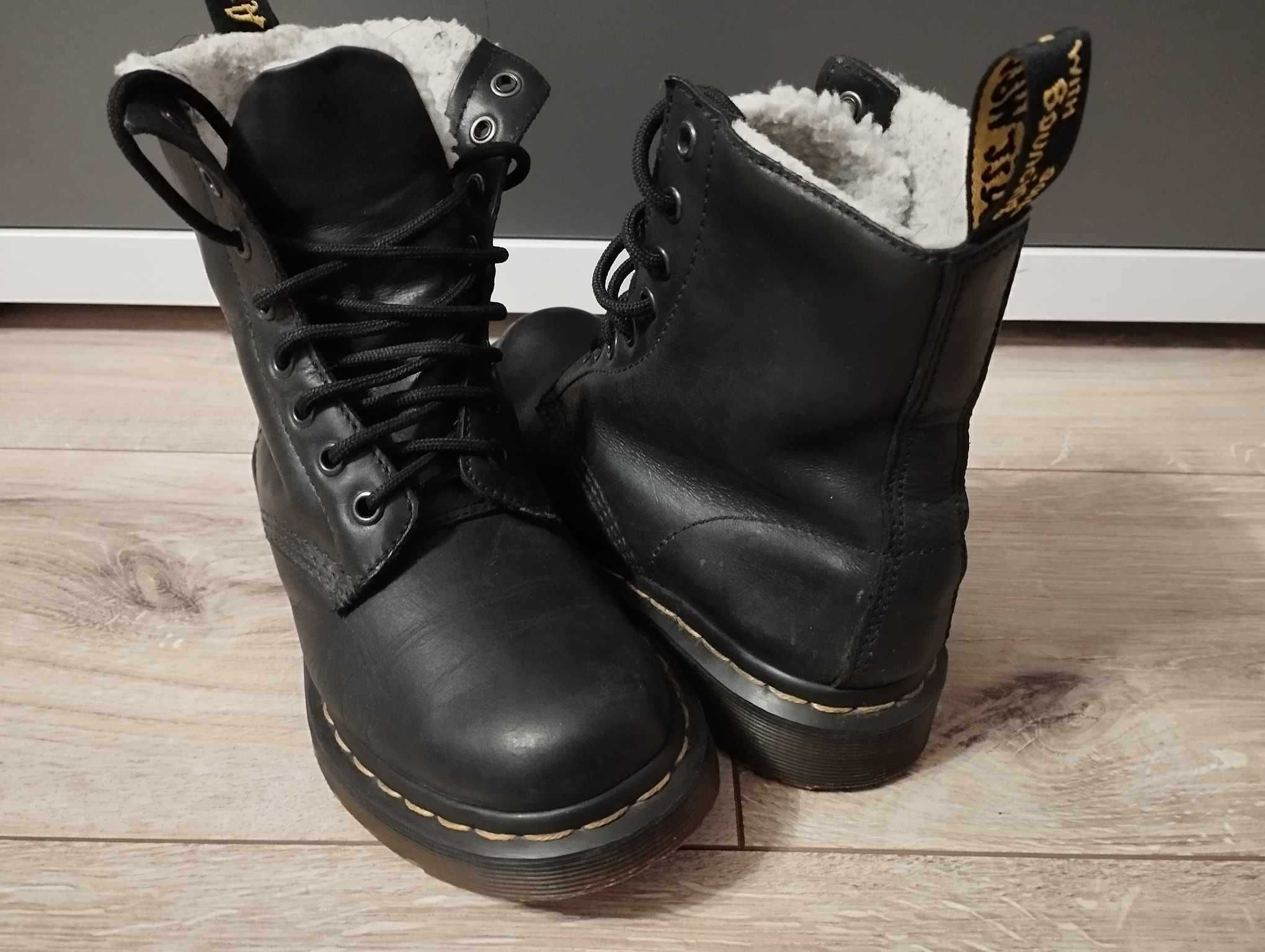 Dr. Martens Serena ocieplane glany size 36