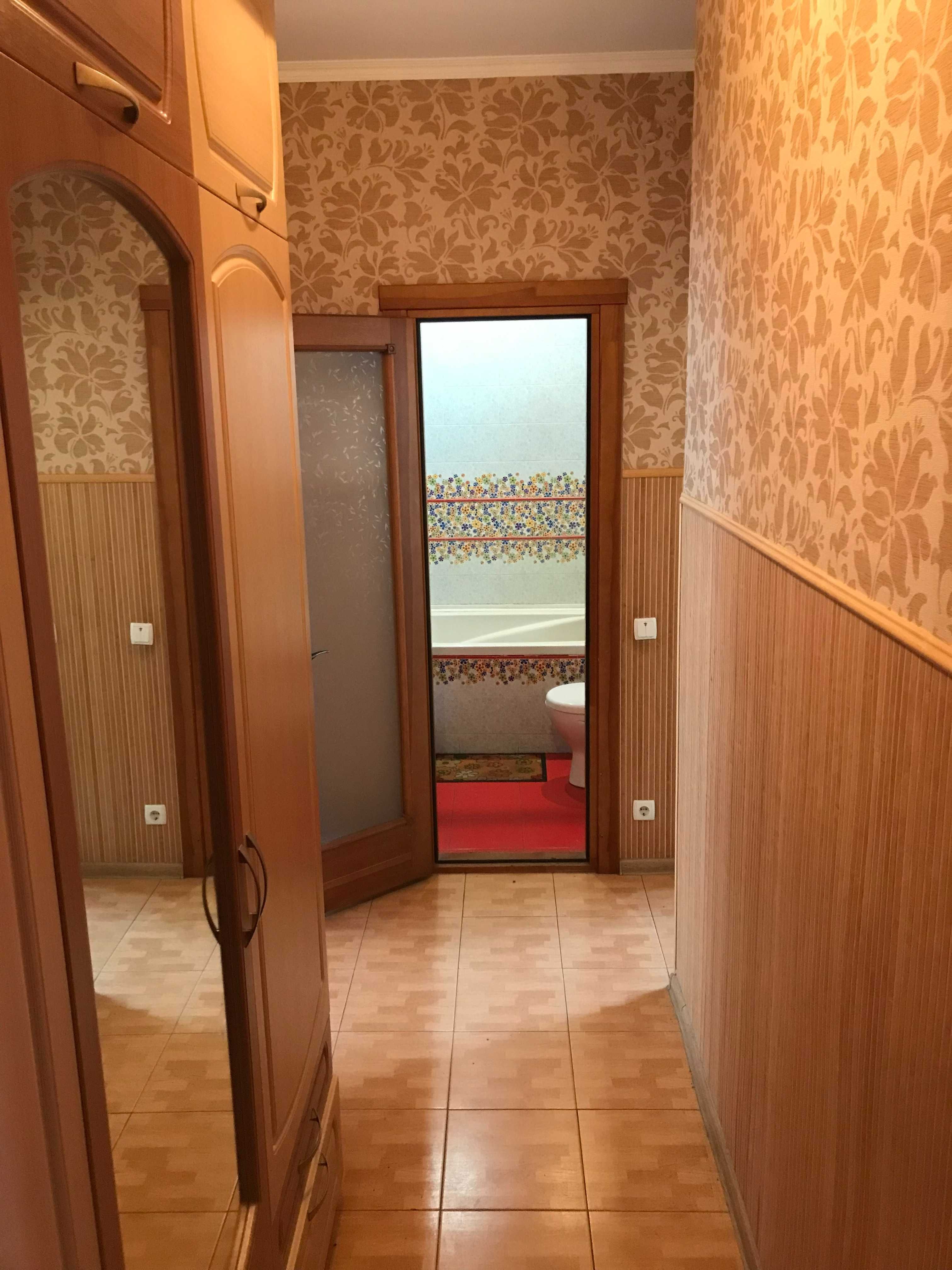 Продам квартиру з меблями та технікою