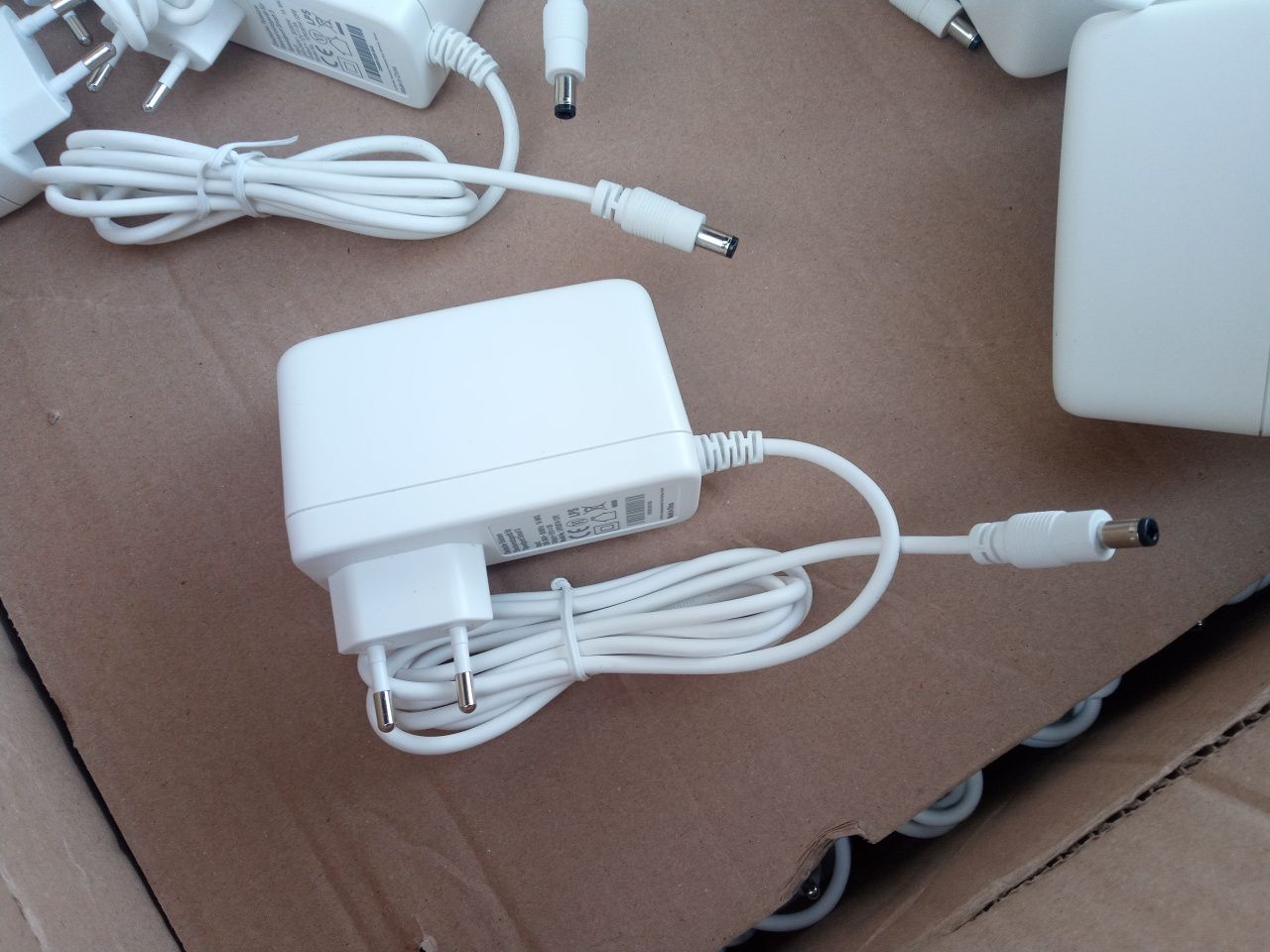 Блок питания Deutsche Telekom адаптер живлення 12В 12V 3.0A 36W кращий
