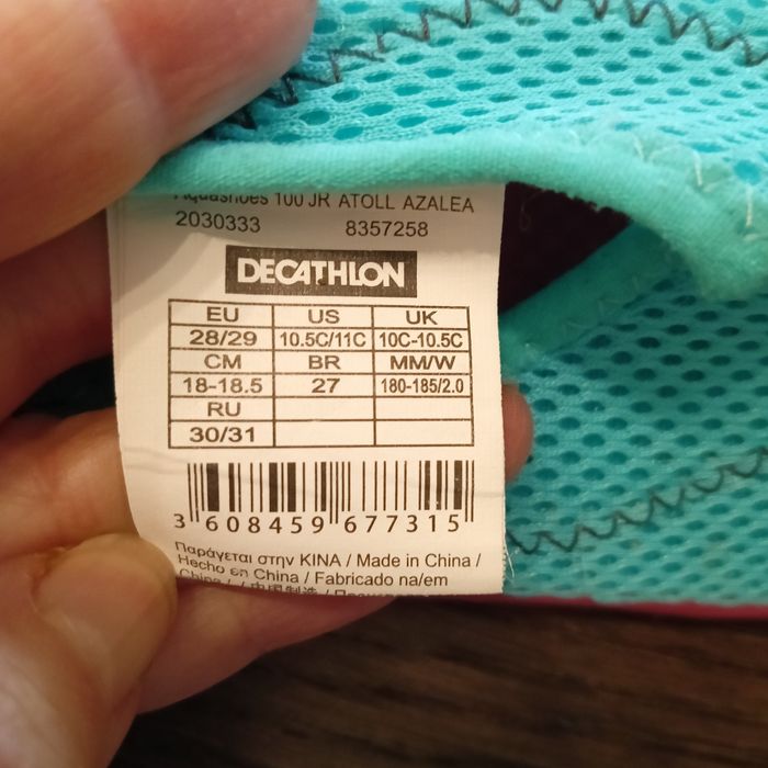 Buty do pływania dziewczęce prawie nowe Decathlon r.28/29