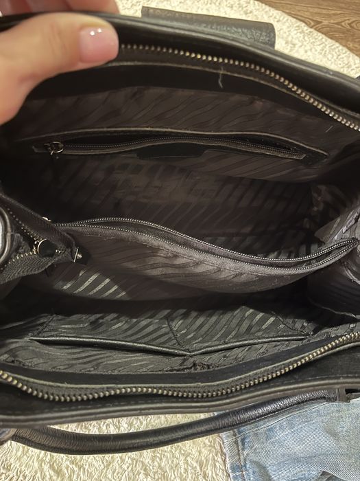 Продам натуралтные кожаные сумки,состояние ,ок!