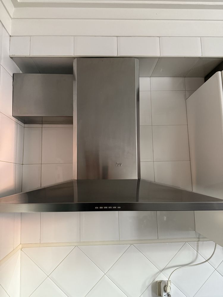 Cozinha completa com Eletrodomesticos e 2 pedras granito zimbawe