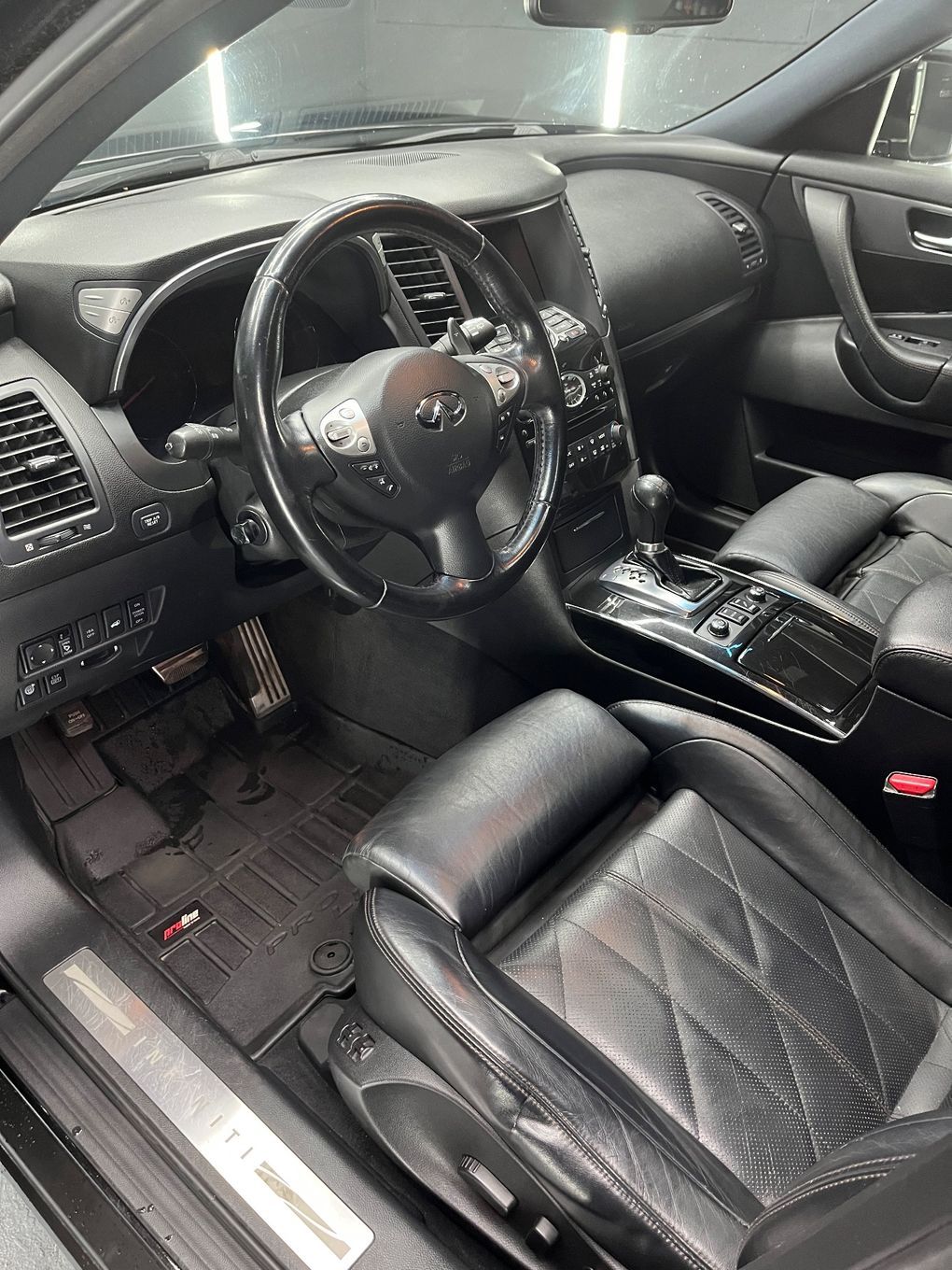 Infiniti FX Infiniti FX37s