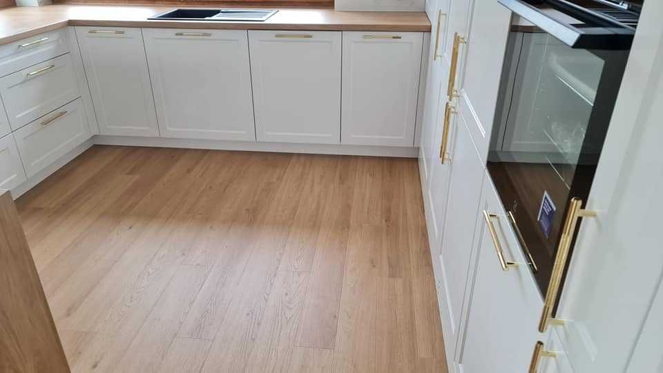 Panele i drzwi z Montażem Ostrołęka, panele winylowe jodełka