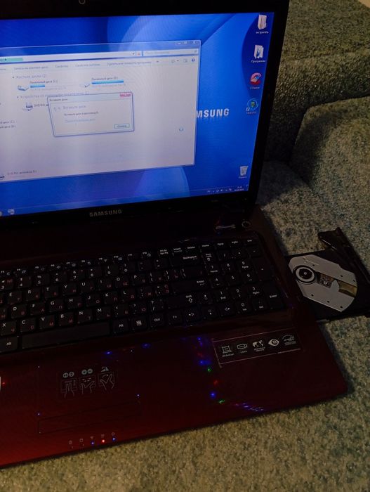 Продам ноутбук Samsung в хорошем состоянии