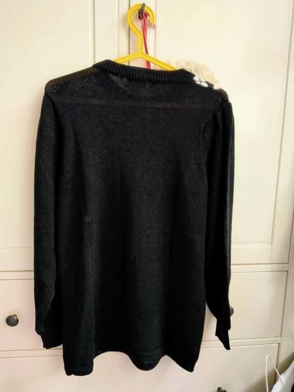 Czarny sweter vintage angora kwiaty s oversize