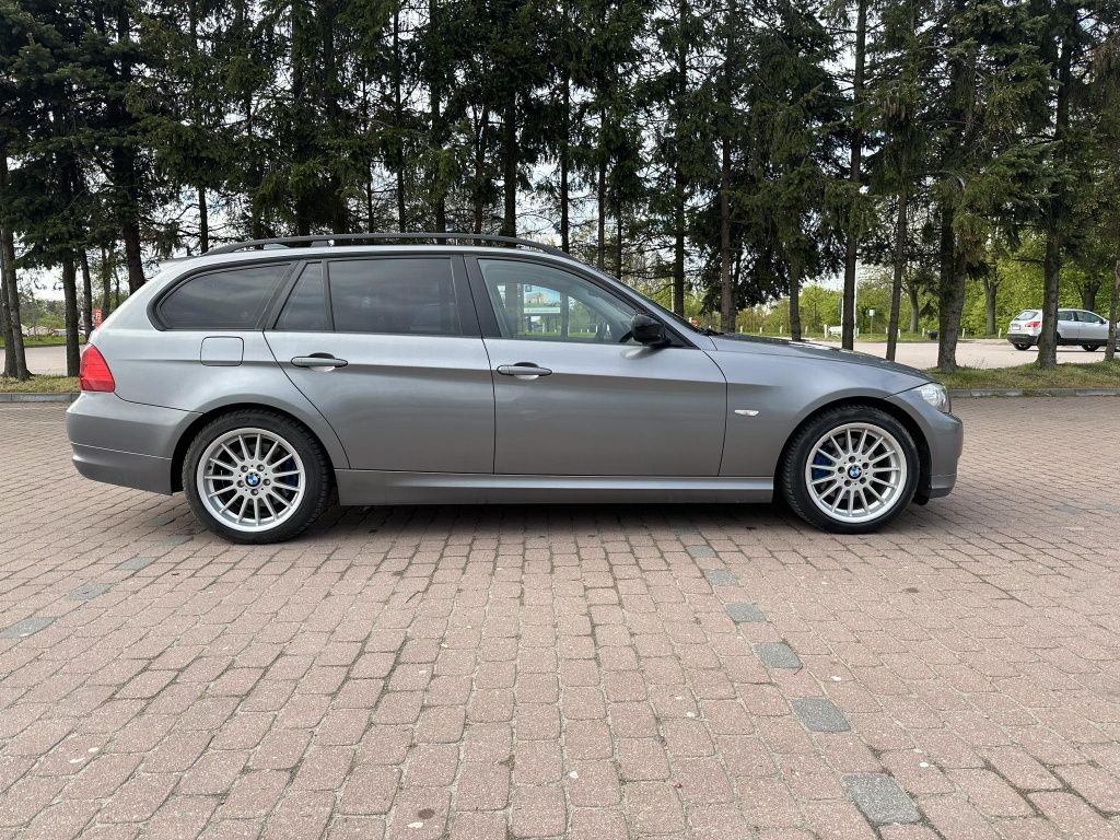 BMW e90 318d 143km*panorama*navi*Xenon*