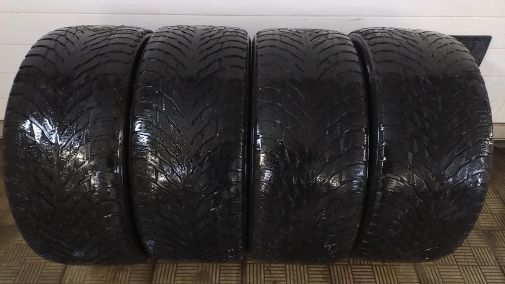 285/45 R20 112T Nokian Hakkapeliitta R3 Suv