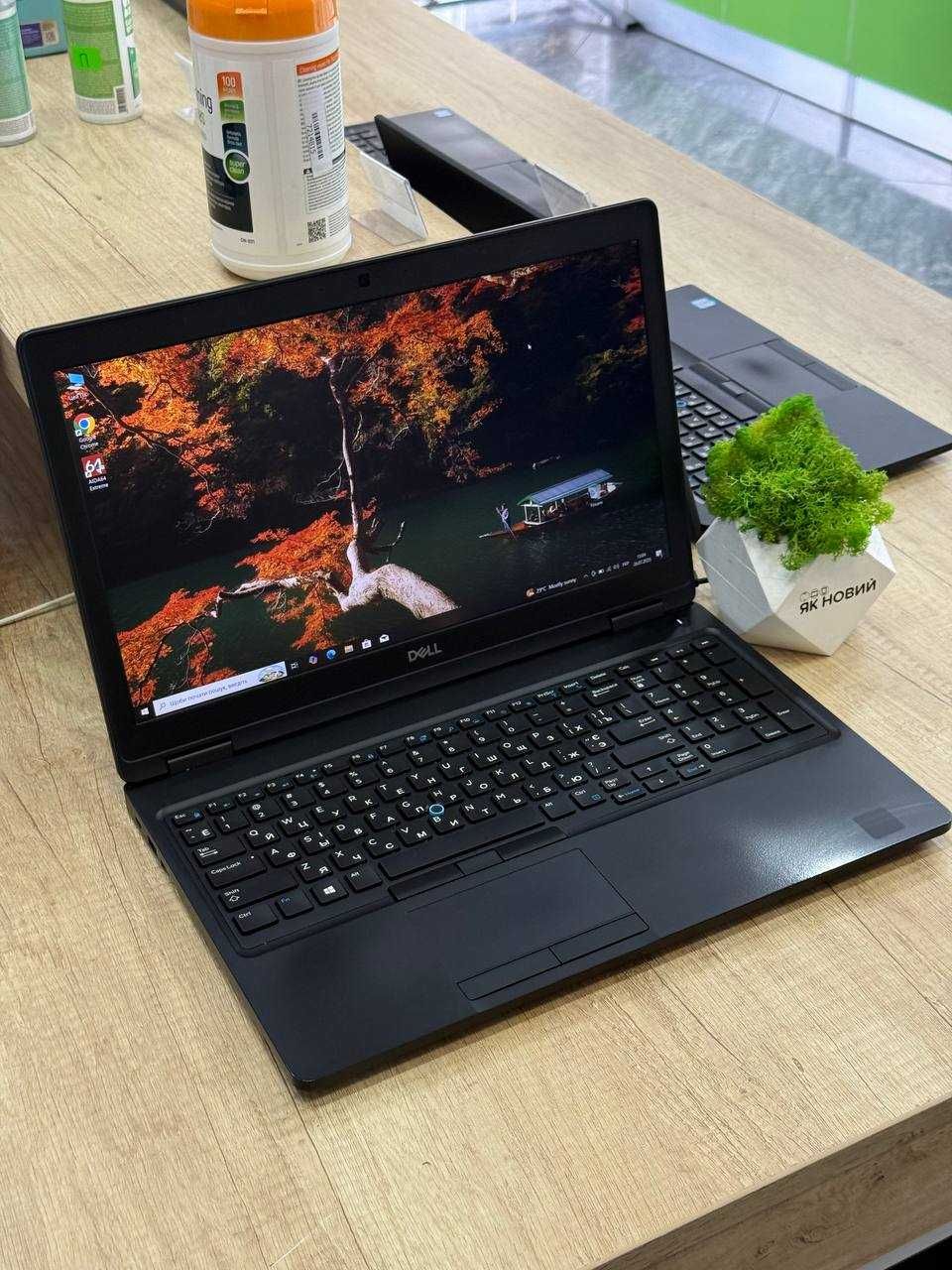 Ноутбук Dell Latitude 5590 (i5/16/256)
