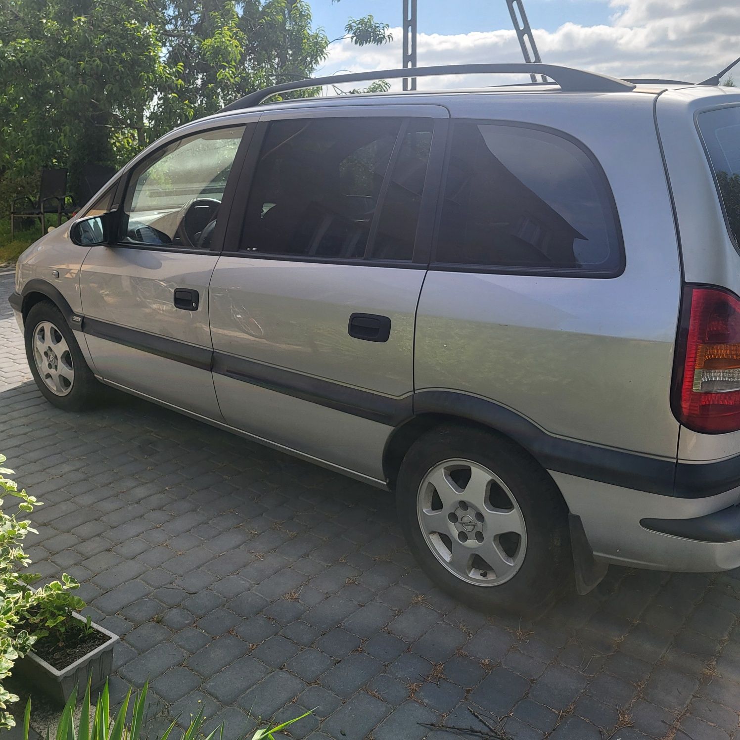 Opel zafira 2003