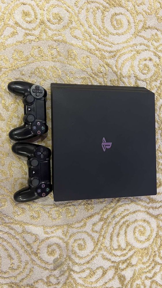 PlayStation 4 PRO 1TB